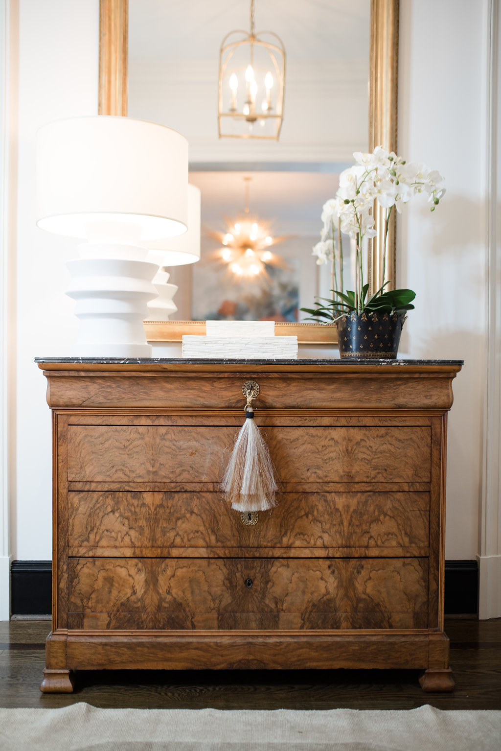 Styling Wet Bar and Entry Hall Table 